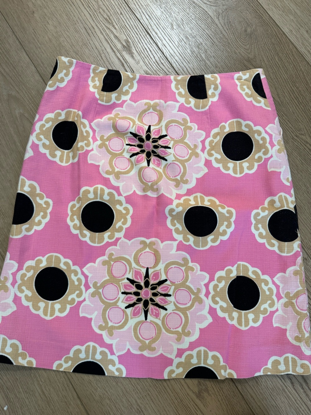 Lilly Pulitzer Pink Floral Mini Skirt | Size 4 | Preppy Resort - Picture 4 of 4